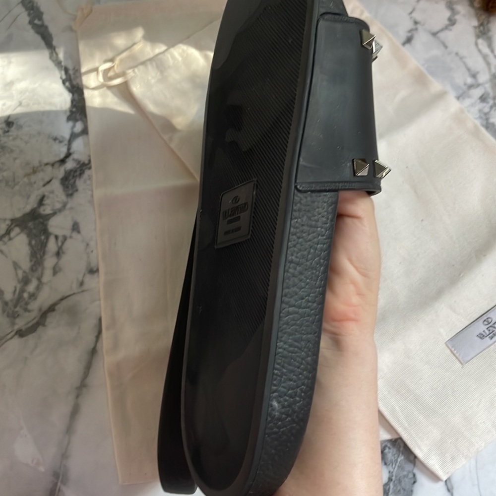 VALENTINO Rockstud Rubber Slider Sandal🖤 - Picture 15 of 15